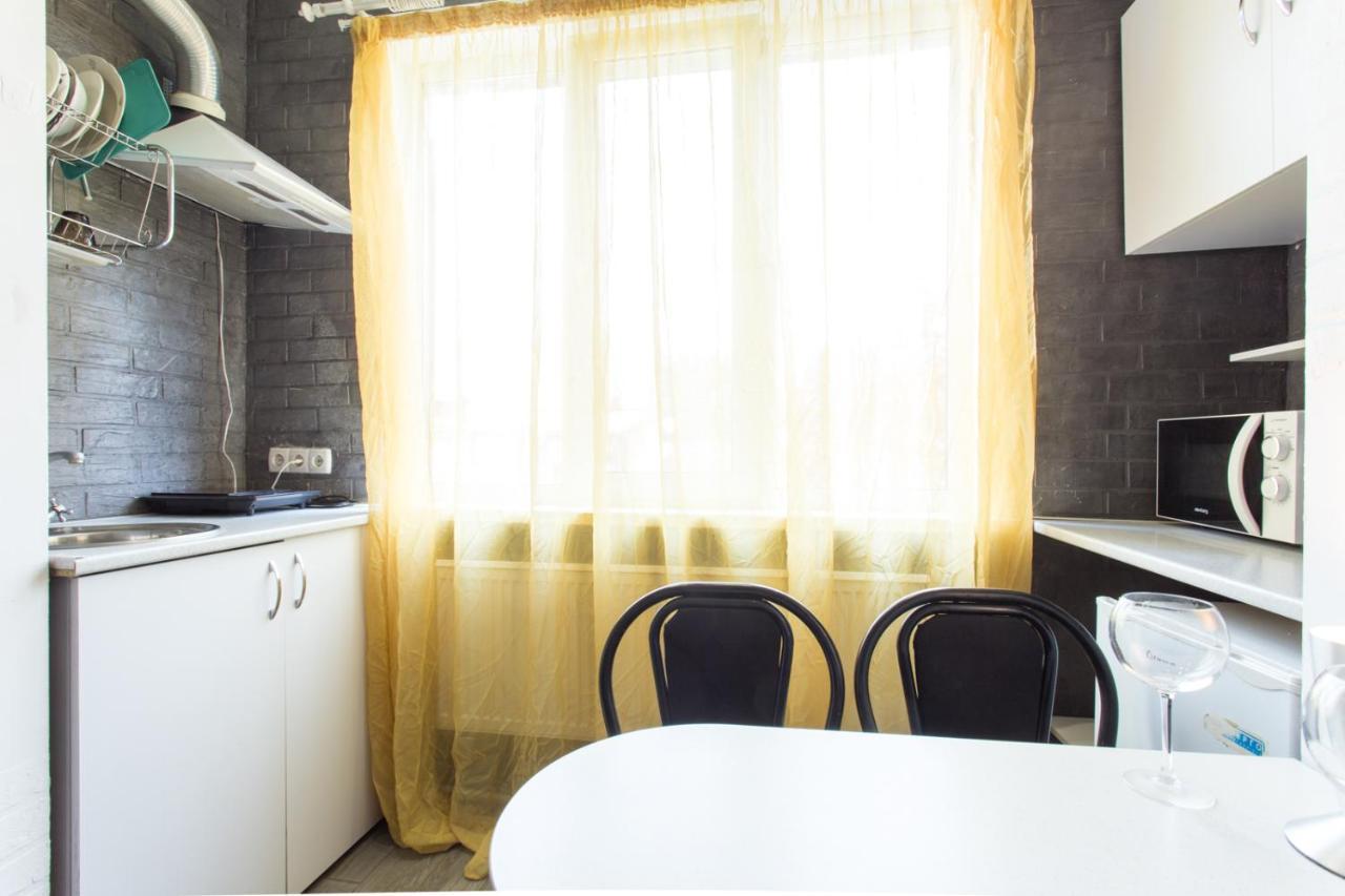 Apartmán Well Located Studio - Yaroslavska Str. 21 Charkov Exteriér fotografie